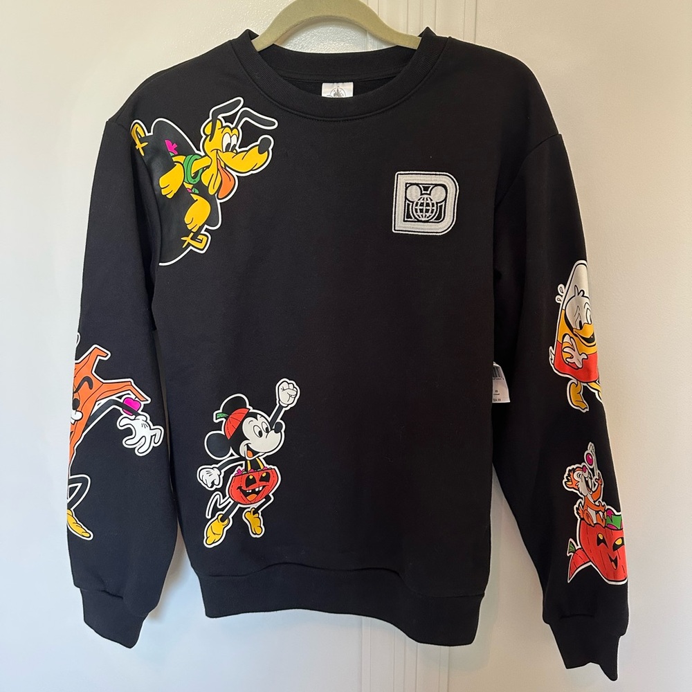 Nwt Disney world parks Halloween crewneck sweatshirt 2022  XS